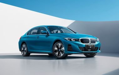 BMW i3 40L eDrive PreTOP 2023: электроседан для города и трассы