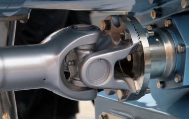 Які проблеми тягне за собою зламання хрестовини карданного вала MAN